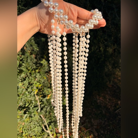 Bridal Tassel White Pearl Necklace - Picture 5 of 8